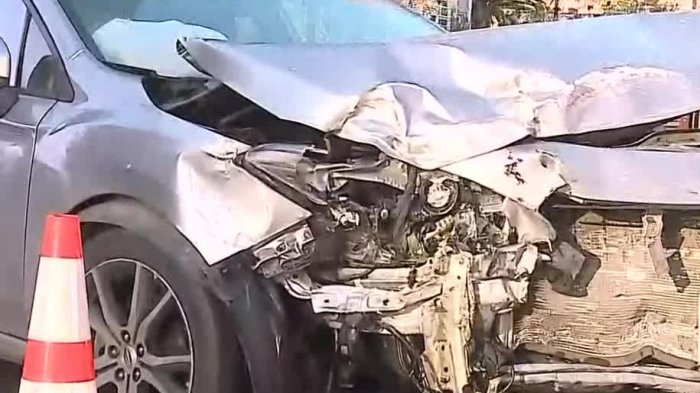 No se habría respetado luz roja: Un muerto y dos heridos de gravedad deja trágico accidente de tránsito