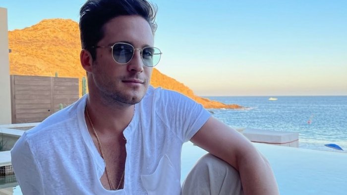 Diego Boneta publicó las primeras fotos con su pareja y desató diversas reacciones en redes sociales