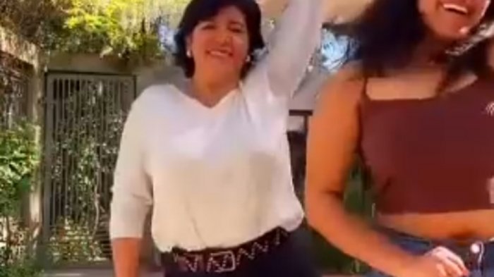 Yasna Provoste sorprendió con video en TikTok junto a su hija: 