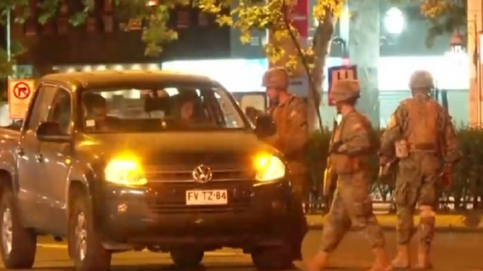 Tras año y medio de vigencia: El próximo jueves podría acabarse el toque de queda en nuestro país