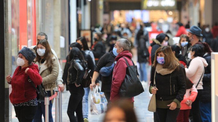 A partir de este viernes: Estos son los nuevos aforos para reuniones en casas particulares