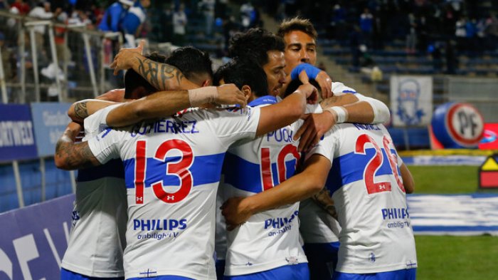 Universidad Católica goleó a Deportes Melipilla y se mantiene en la parte alta de la tabla