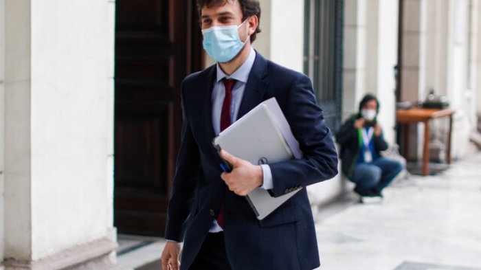 Secretario ejecutivo de la Convención Constitucional dio positivo al COVID-19