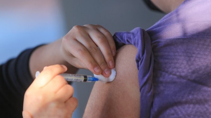 Calendario de vacunación: ¿Quiénes pueden inocularse contra el COVID-19 este 4 de octubre?