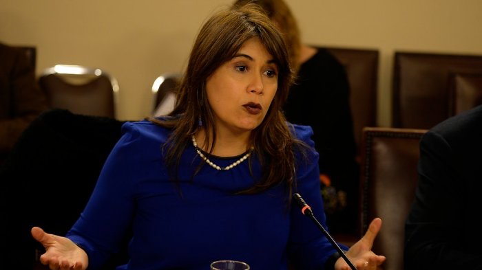 Javiera Blanco queda con firma mensual y arraigo nacional en investigación por malversación de gastos reservados