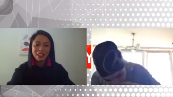 Marcianeke aclaró extraño y comentado gesto durante entrevista: 