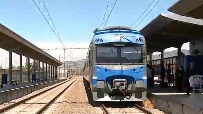 Tren Santiago-San Fernando volverá a estar operativo: Estas son las paradas que tendrá el recorrido
