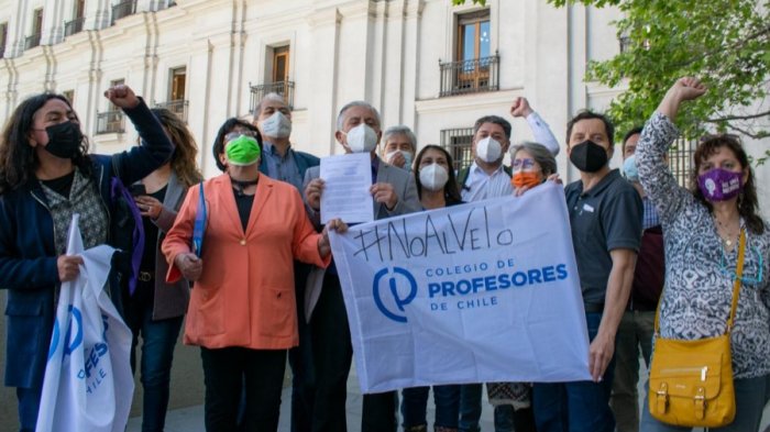 Colegio de Profesores convocó a paro nacional para el 13 de octubre