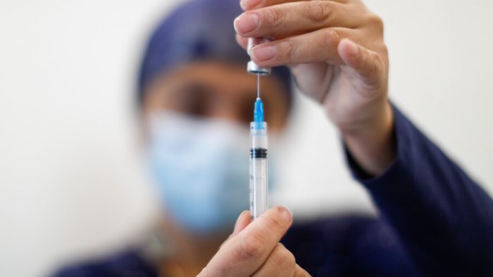 Calendario de vacunación y dosis de refuerzo: Inicia proceso a personas con esquema completo distinto a Sinovac