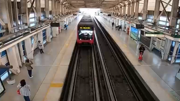Chile a medias: Estación Laguna Sur sin escaleras mecánicas ni ascensores en dos años