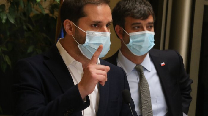 Gobierno tras revelación de financiamiento de pesqueras a Sichel: “Hemos visto una campaña sucia”