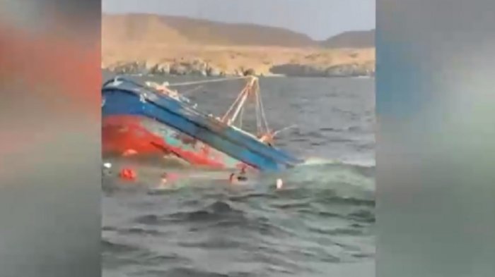 Dramático rescate de embarcación en Caldera: Tripulantes tuvieron que saltar al mar