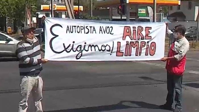 Vecinos de cuatro comunas protestaron contra la construcción de la autopista Vespucio Oriente