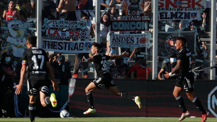 Lo dio vuelta en la agonía: Colo Colo superó a la UC en el clásico y se acerca al título