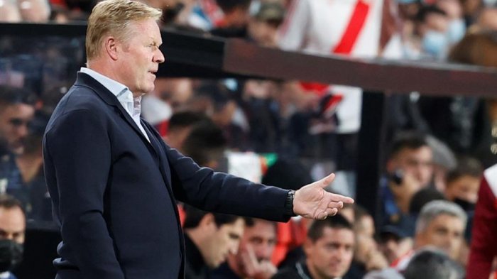 Koeman fue destituido como DT del Barcelona y un ídolo del club asoma como favorito