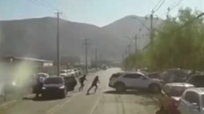 Detienen a delincuentes tras persecución policial: Habían realizado dos encerronas