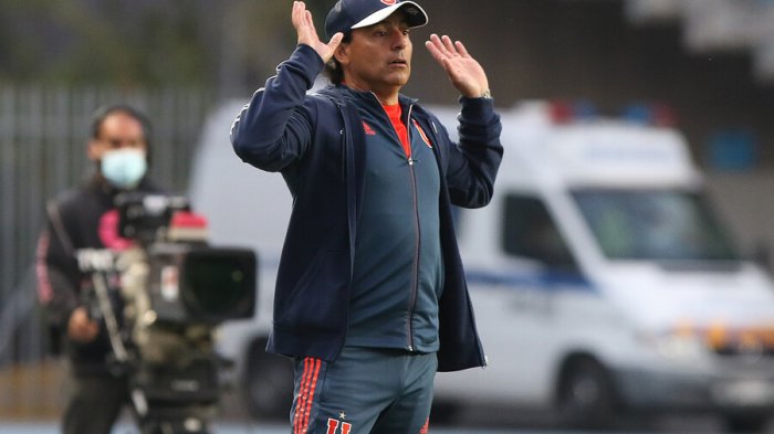 La U confirmó renuncia de Esteban Valencia y anunció a Cristián Romero como nuevo DT