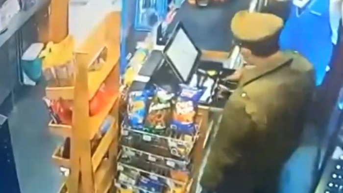 Delincuente se hizo pasar por carabinero para robar servicentro en Los Andes