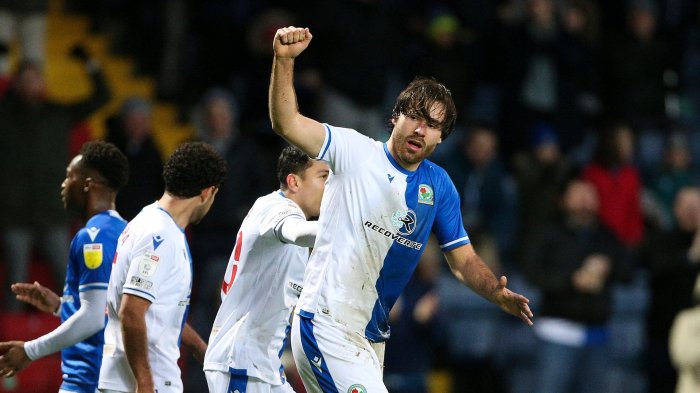 Brereton anotó en remontada del Blackburn ante Sheffield en la antesala al duelo de la Roja contra Paraguay