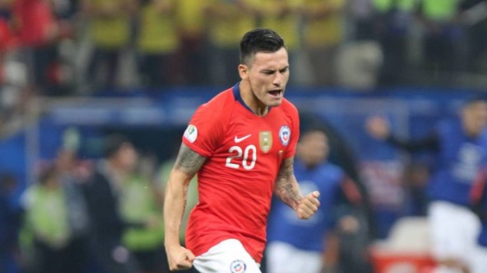 Alarma en La Roja: Selección liberó de la convocatoria a Charles Aránguiz