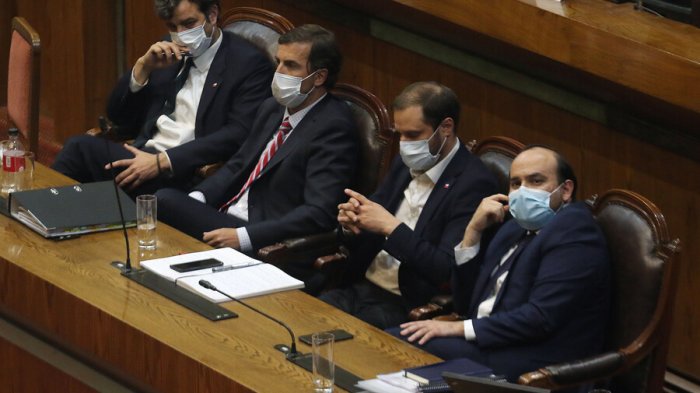 Las reacciones en el oficialismo tras aprobación de AC contra pdte. Piñera: “Sentimos mucha tristeza”