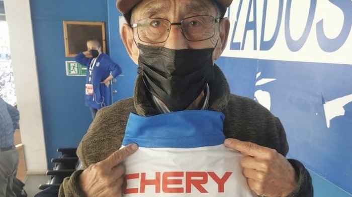 Sergio Chamy confesó su fanatismo por el fútbol y la UC: “Yo era puntero derecho”