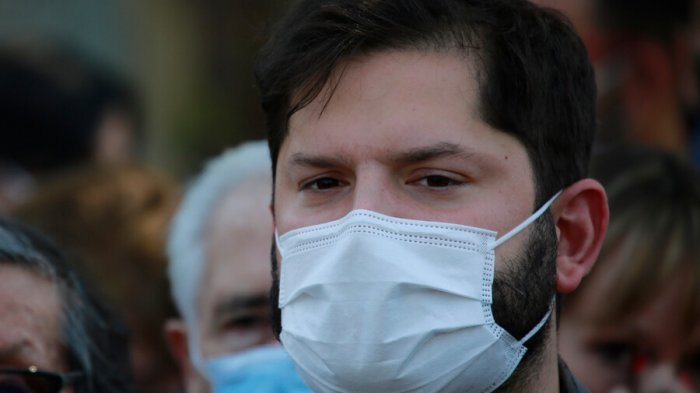 Seremi de Salud de la RM inició sumario sanitario contra Gabriel Boric