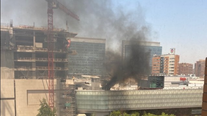 Amago de incendio se registró en Parque Arauco: Fue provocado por generador