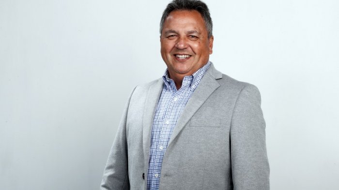 Víctor Hugo Castañeda busca ser diputado por el distrito 5: 