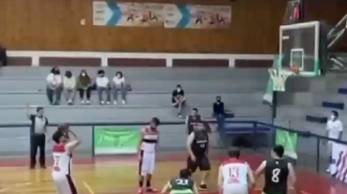 Profesor de básquetbol acusado de abusos sexuales: Hay al menos 14 víctimas