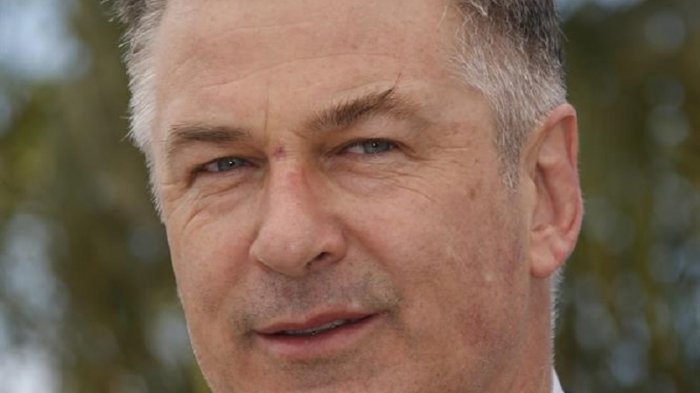 Presentan primera demanda por negligencia contra Baldwin y equipo de Rust