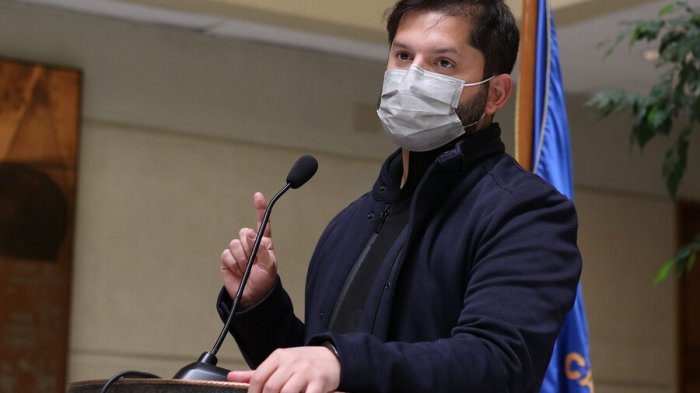 Boric insta al PC a “retractarse” de declaración que apoya relección del presidente de Nicaragua