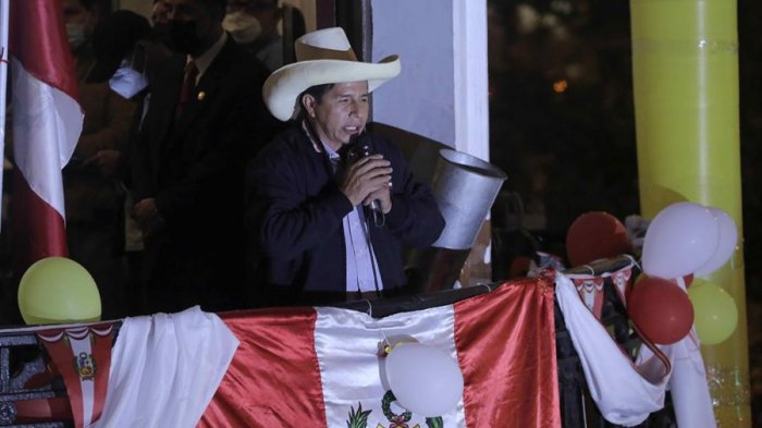 Pedro Castillo, presidente de Perú: 