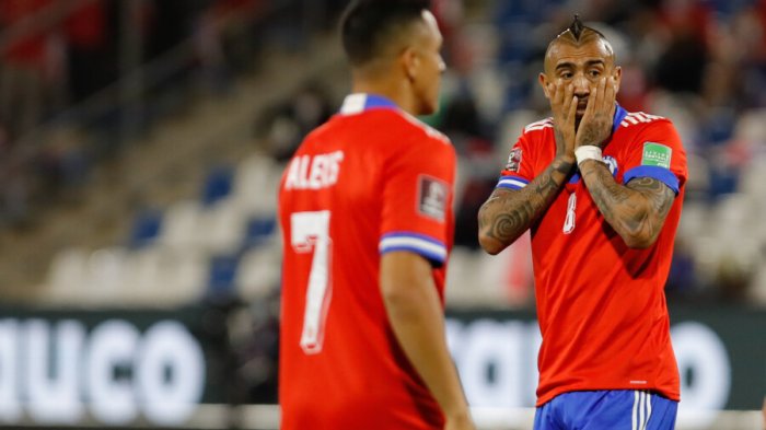 Vidal ofreció disculpas tras su expulsión ante Ecuador: 