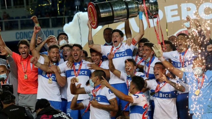 Tricampeones de la Supercopa: La UC derrotó a Ñublense y dio una nueva vuelta olímpica