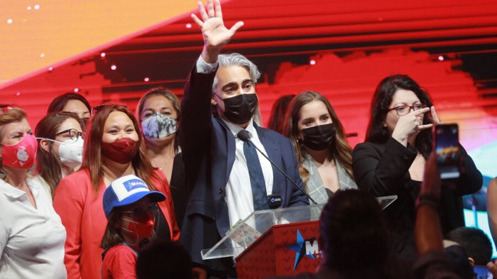 Marco Enríquez-Ominami: El cineasta incansable y su cuarto intento por el sillón presidencial