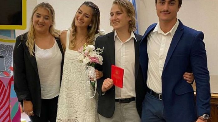 Joven fue como testigo a un matrimonio y terminó casado con la novia: 