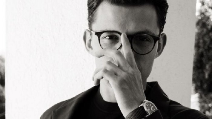 Periodista deportivo no reconoció a Tom Holland y Zendaya durante el Balón de Oro: Así reaccionó Twitter