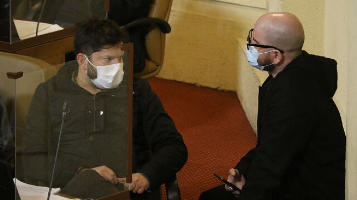 Votación clave: Boric y Jackson pausarán permiso sin goce de sueldo para discusión del cuarto retiro