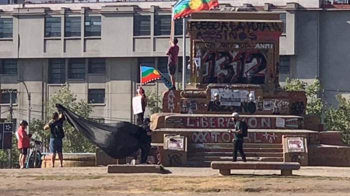 Se registran cortes de tránsito por manifestaciones en Plaza Baquedano