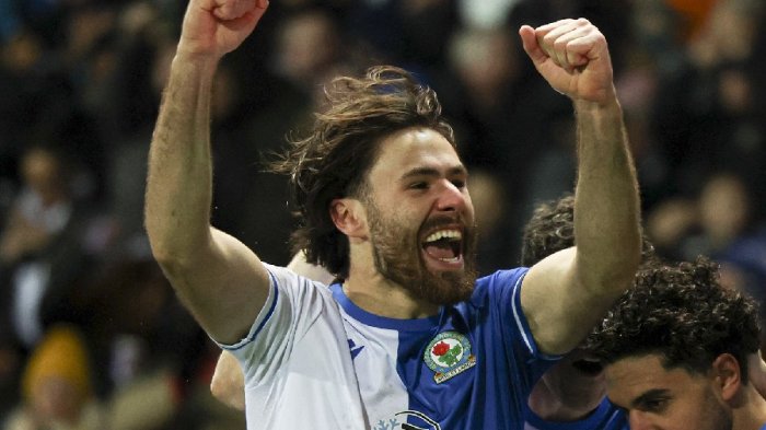 Convirtió su gol 17 de la temporada: Brereton brilló en el triunfo del Blackburn Rovers frente a Preston