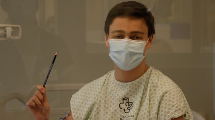 Está a la espera de un trasplante: Joven rindió la PDT desde el Hospital Gustavo Fricke