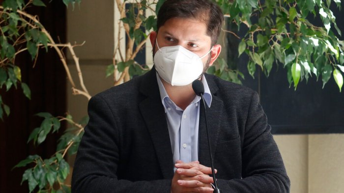 Boric sobre polémica con camioneros: “Vamos a impulsar una política ferroviaria, aunque a algunos les moleste”