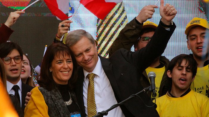 La historia de amor entre Kast y su esposa: Candidato reveló un quiebre que 