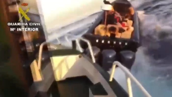 Veloz persecución a narcos en el mar: Seis detenidos en España por el tráfico de toneladas de hachís