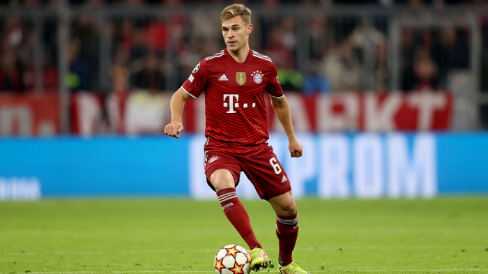 Descartado hasta 2022: Jugador alemán que no quiso vacunarse quedó con secuelas tras contagiarse de COVID-19