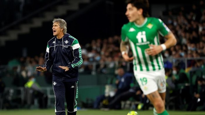 Betis de Pellegrini golea a la Real Sociedad y se mantiene firme en zona de Champions