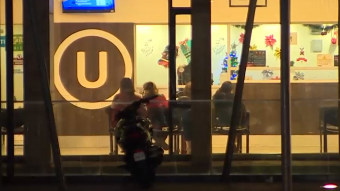 Hombre terminó herido de bala en feria navideña de Maipú: Investigan posible disputa de comerciantes