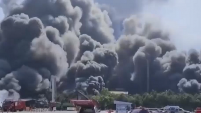 Empleada hizo explotar intencionalmente bodega en la que trabajaba: Lo hizo en venganza contra su jefe