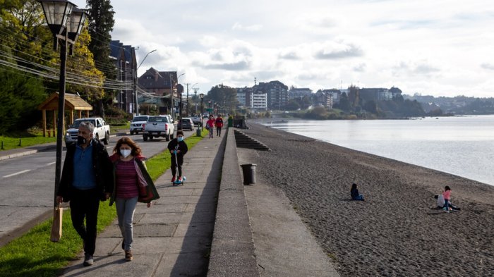 Plan Paso a Paso: Solo dos comunas retroceden de Fase a lo largo del país